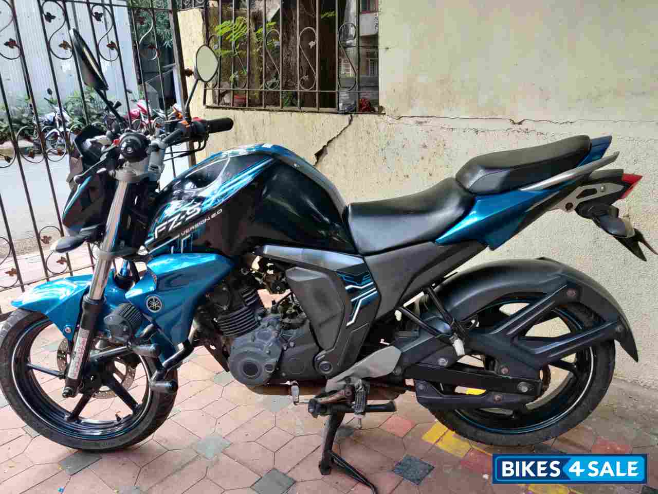 Used 2015 model Yamaha FZ-S FI V2 for sale in Mumbai. ID 296333. Blue ...