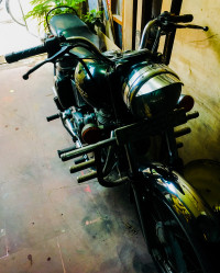 Black Royal Enfield Bullet Electra