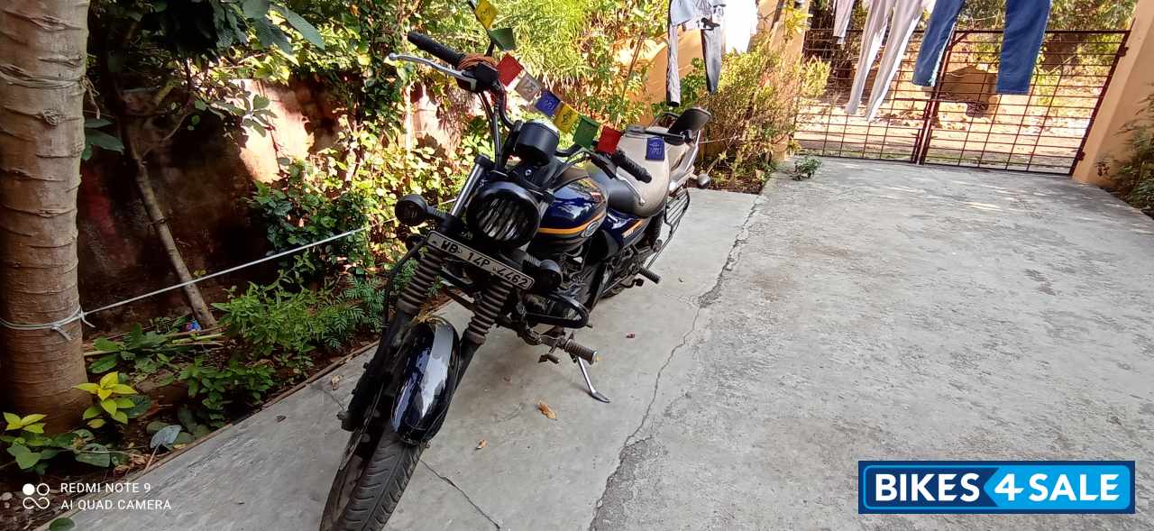 Bajaj Avenger Street 150