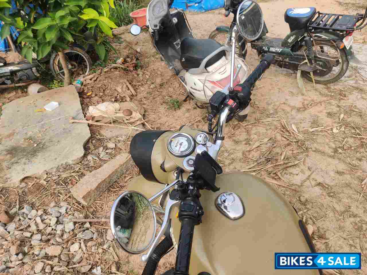 Royal Enfield Classic Desert Storm