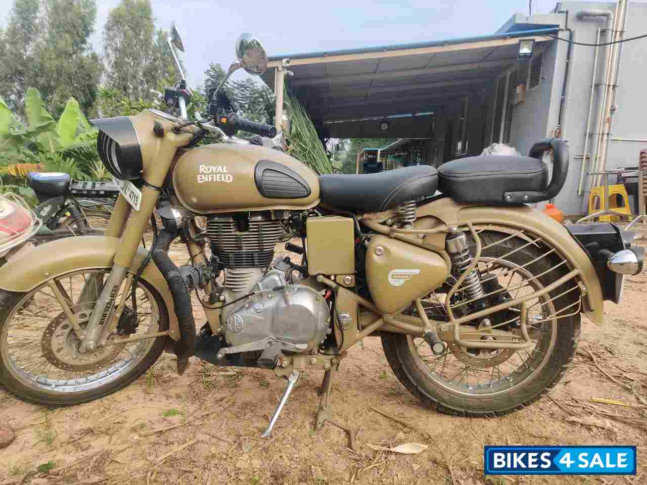 Royal Enfield Classic Desert Storm Royal Enfield Classic Desert Storm