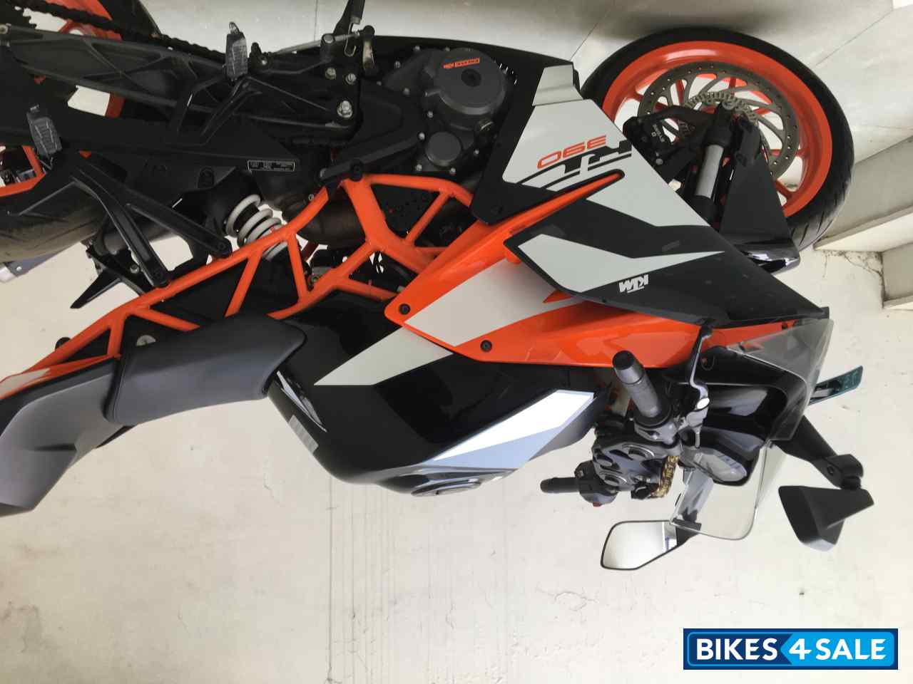 KTM RC 390 R