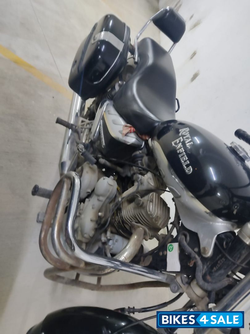 Black Royal Enfield Thunderbird