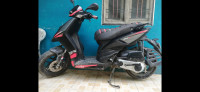 Red&black Aprilia SR 150