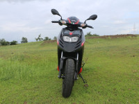 Red&black Aprilia SR 150