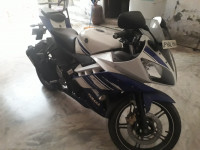 Yamaha YZF R15 2014 Model