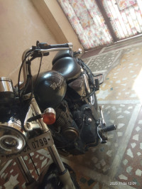 Royal Enfield Thunderbird 500
