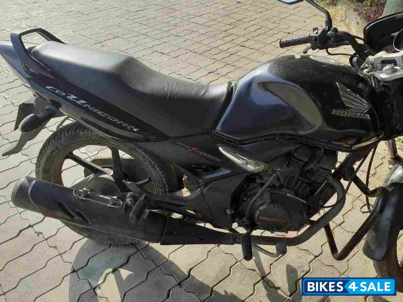 P Black Honda Unicorn Dazzler