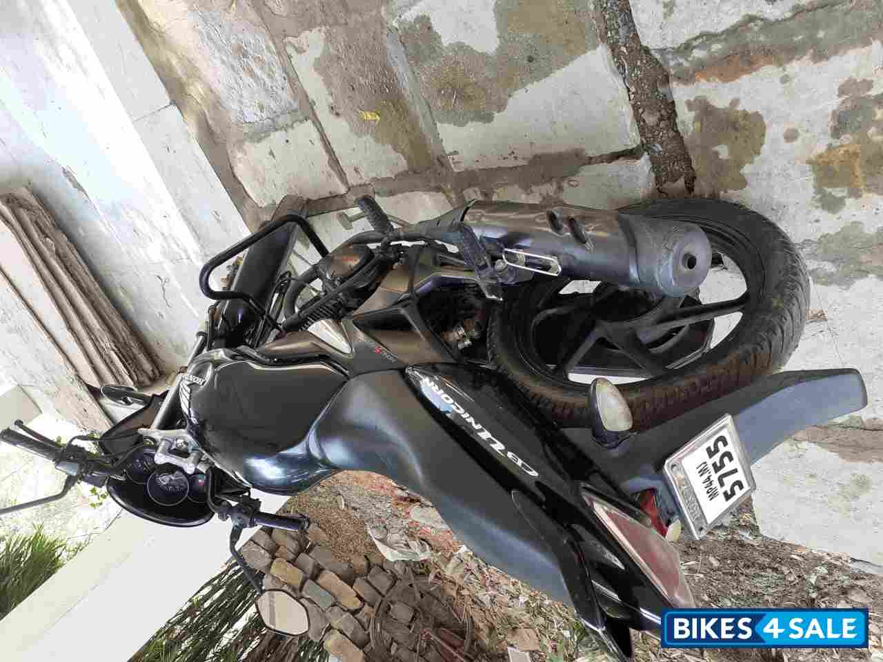 P Black Honda Unicorn Dazzler