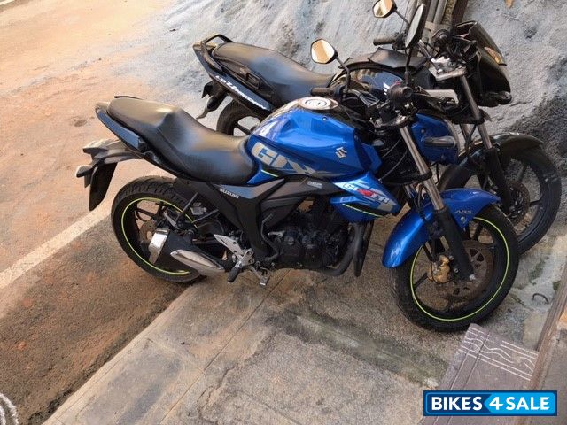 Suzuki Gixxer ABS