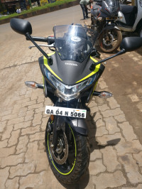 Green Stripping Honda CBR 250R ABS