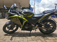 Green Stripping Honda CBR 250R ABS