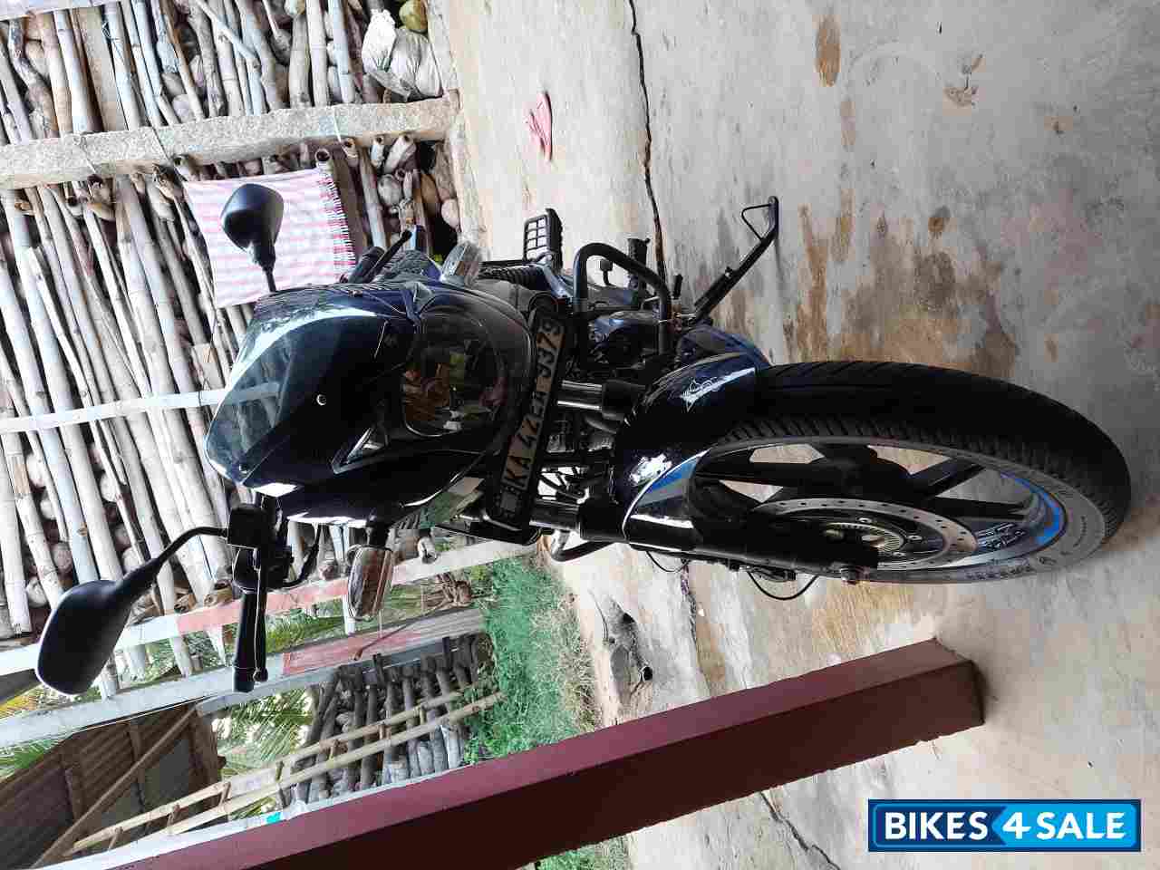 Bajaj Pulsar 150 Twin Disc