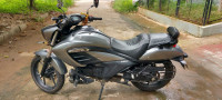 Suzuki Intruder 150