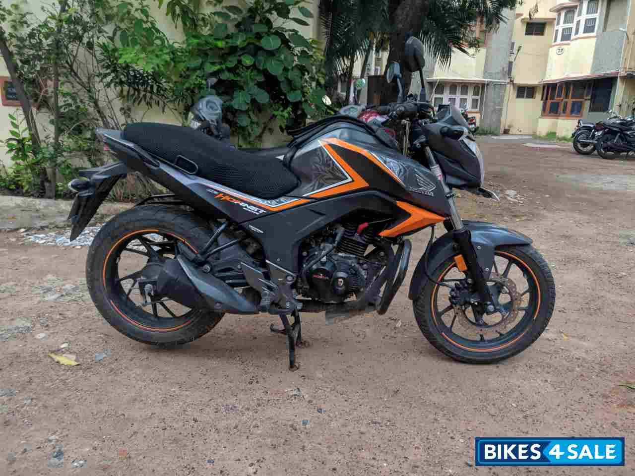 Orange And Black Honda CB Hornet 160R