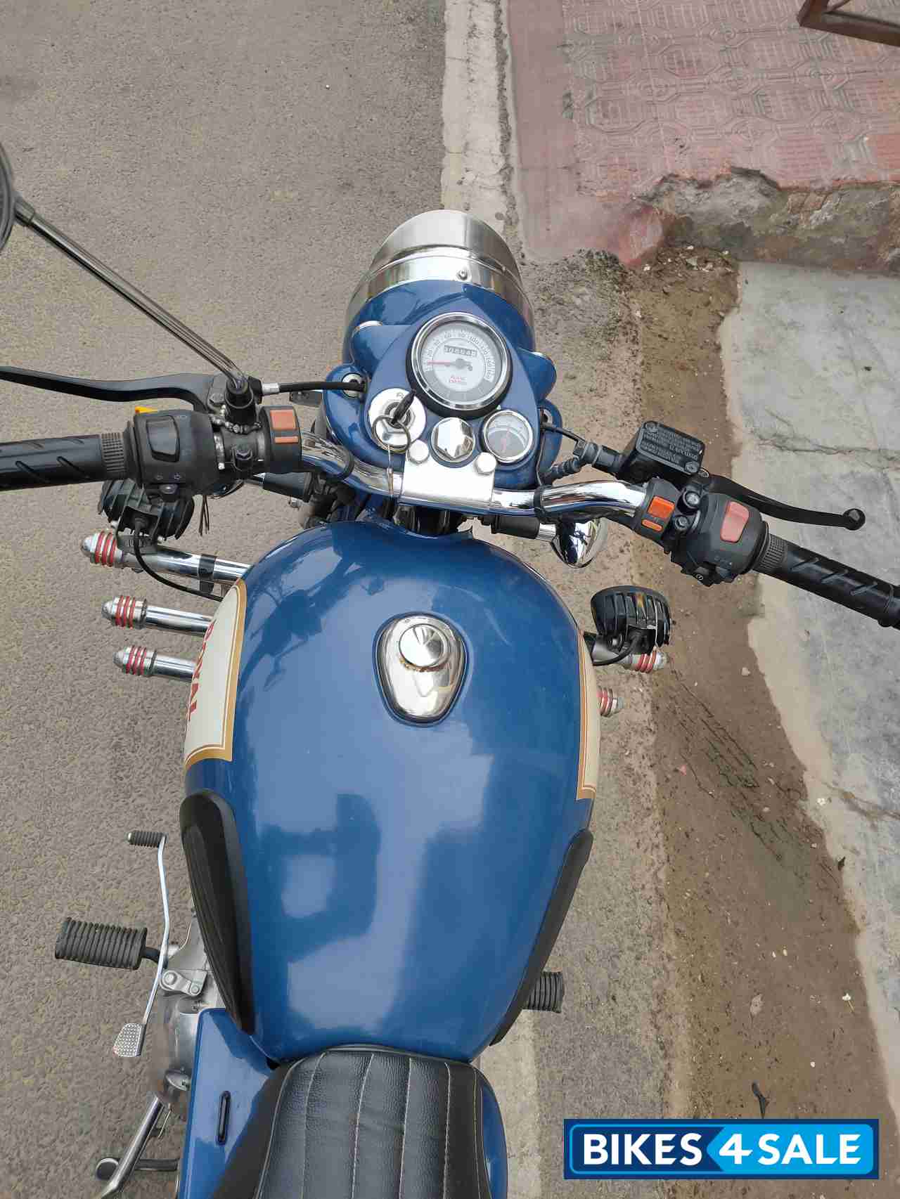 Blue Royal Enfield Classic 350