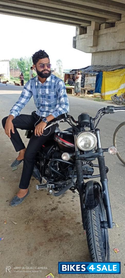 Bajaj Avenger Street 220