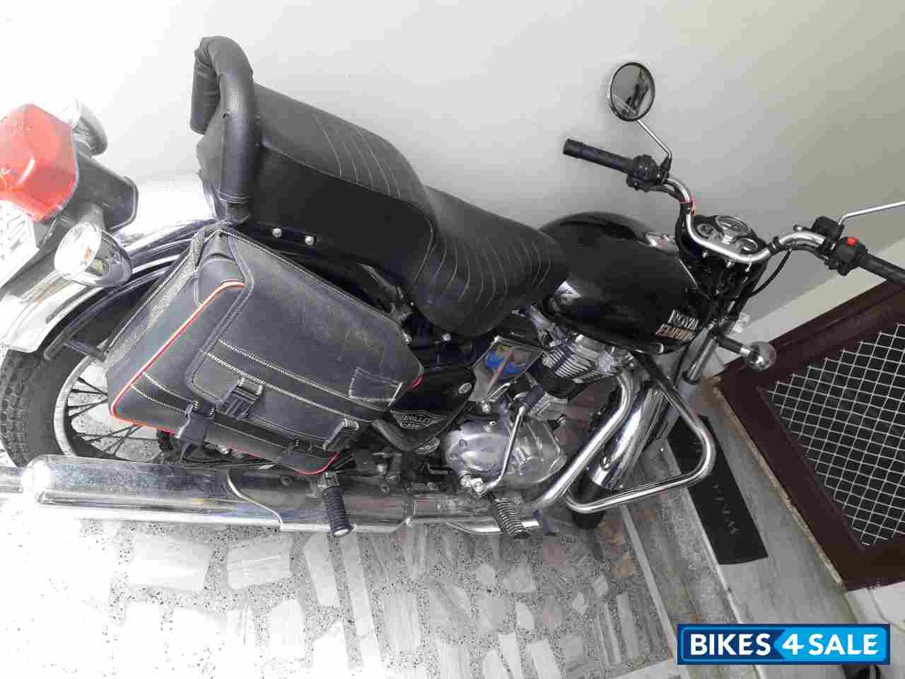 Black Royal Enfield Bullet 350 ES