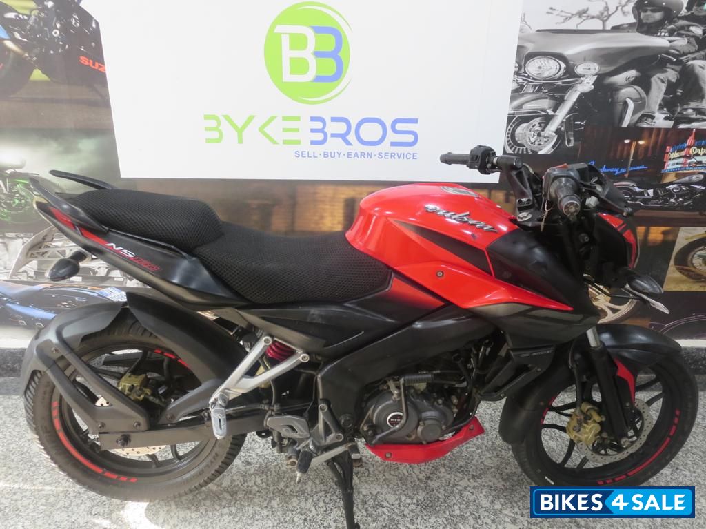 Bajaj Pulsar NS 160