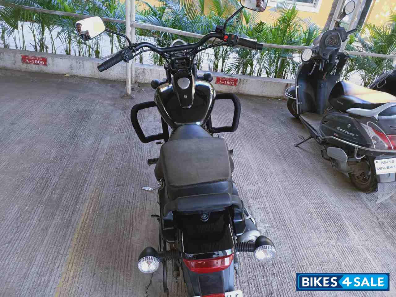 Bajaj Avenger Street 220