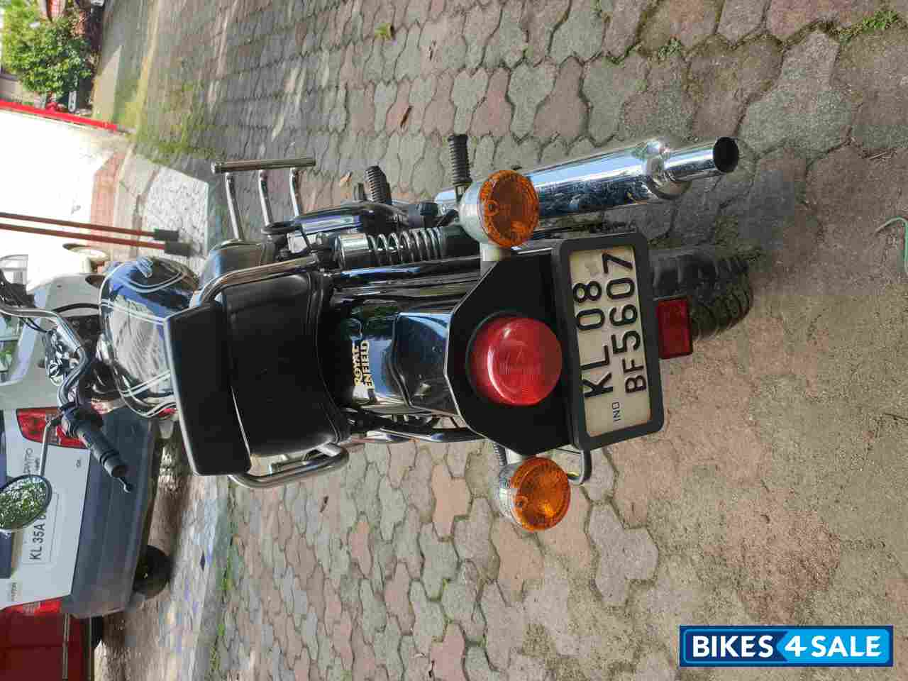 Black Royal Enfield Bullet Standard 500