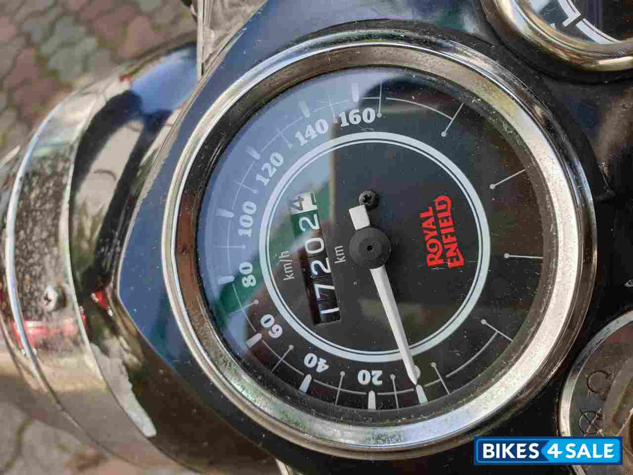 Black Royal Enfield Bullet Standard 500