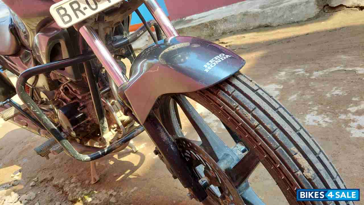 Grey Hero Glamour 125