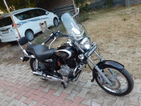 Auburn Black Bajaj Avenger Cruise 220