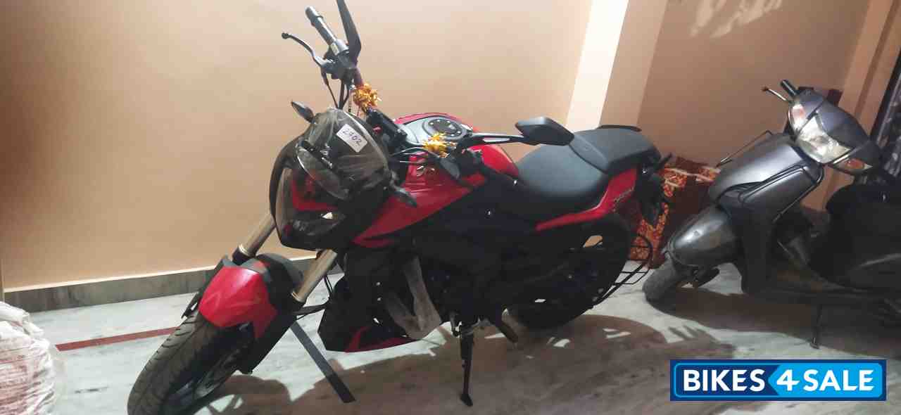 Bajaj Dominar 250