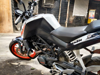 KTM Duke 200
