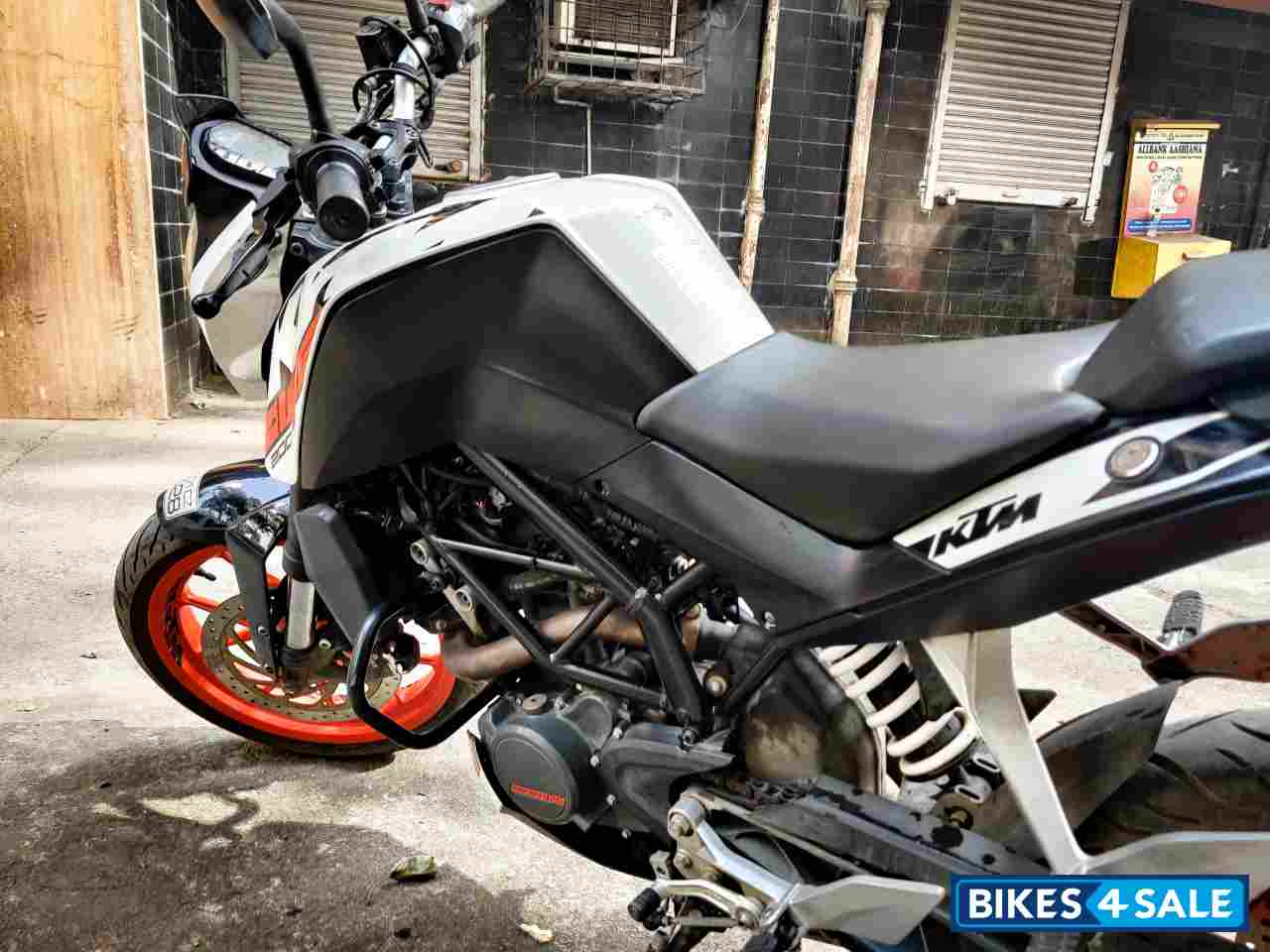 KTM Duke 200