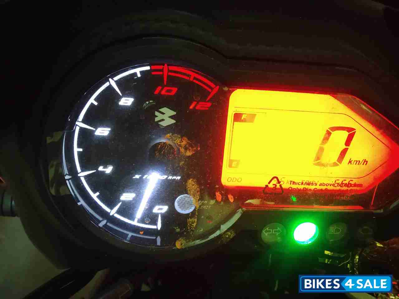 Bajaj Pulsar 125 Split Seat