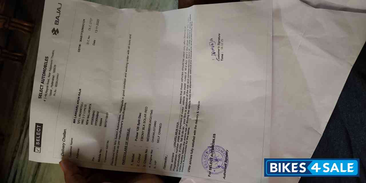 Bajaj Pulsar 125 Split Seat