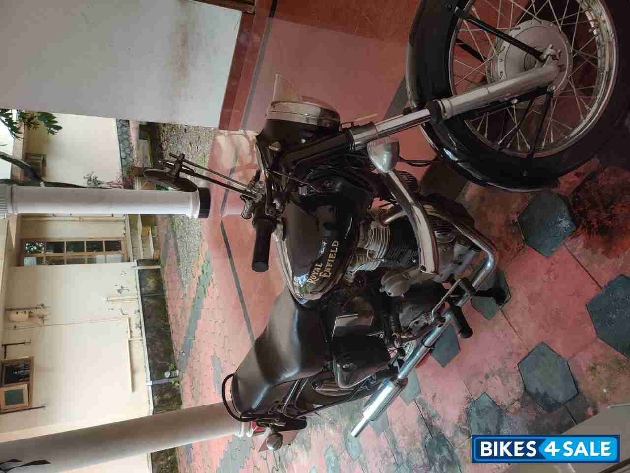 Black Royal Enfield Bullet Electra