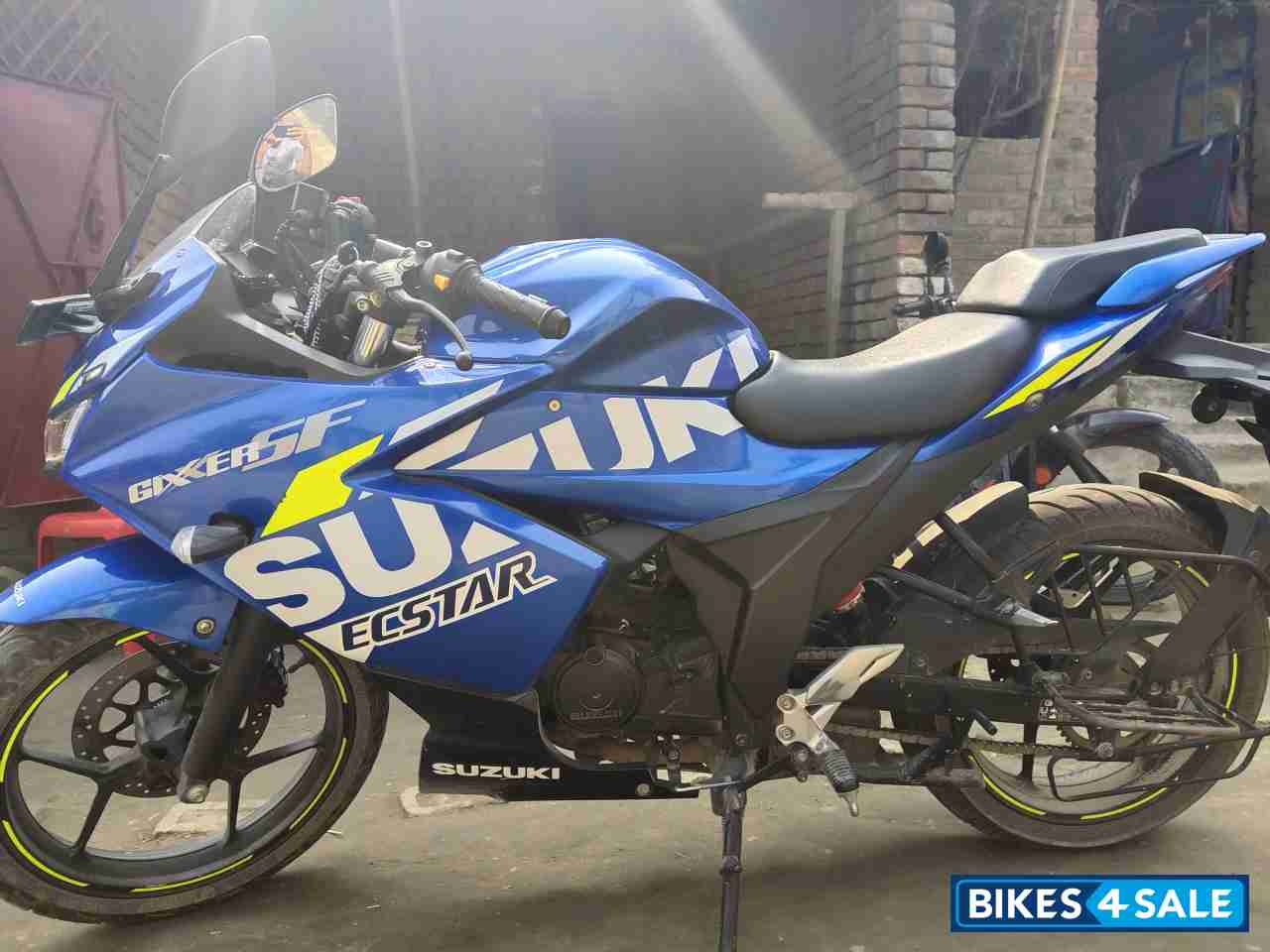 Suzuki Gixxer SF Moto GP