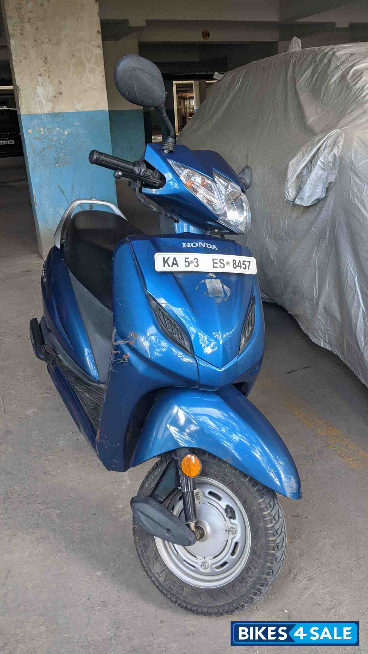 Blue Honda Activa 4G
