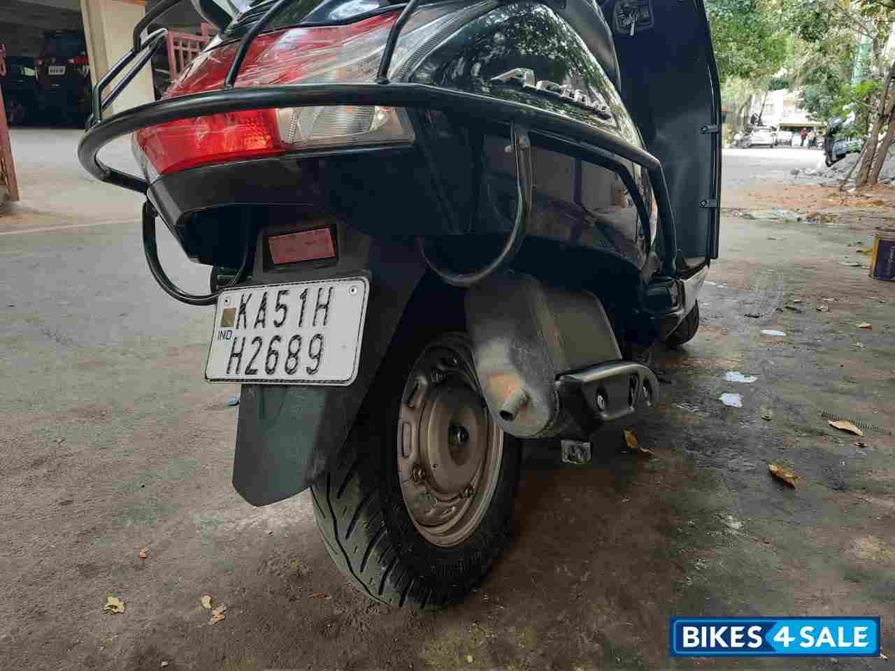 Black Honda Activa 5G