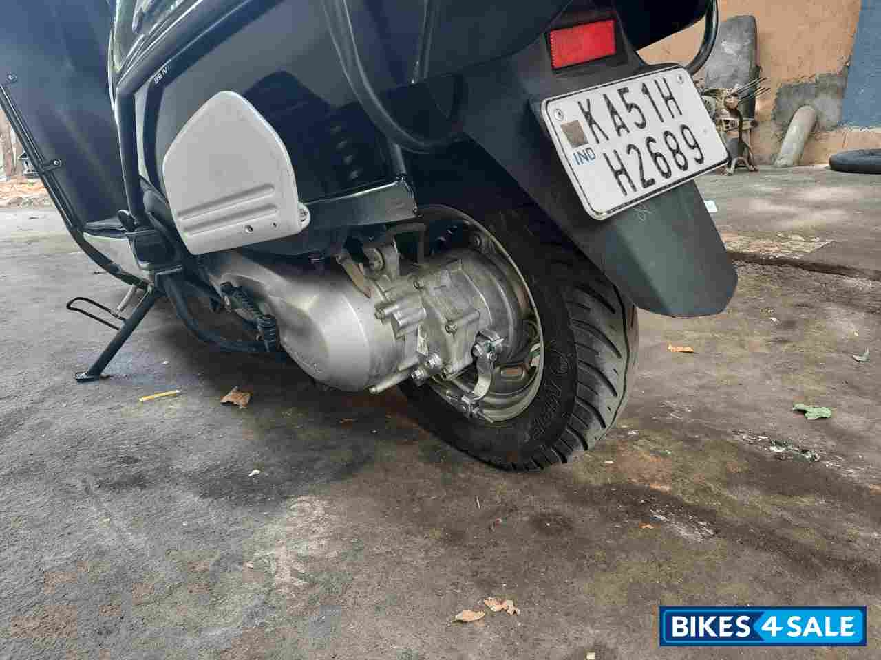 Black Honda Activa 5G