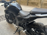 Black Yamaha FZ25