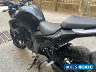 Black Yamaha FZ25 Black Yamaha FZ25