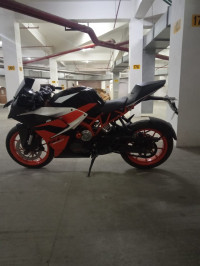 Orange Black KTM RC 200