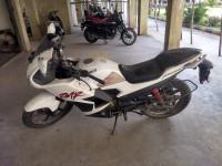 White Hero Karizma ZMR
