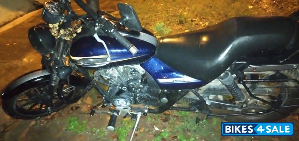 Bajaj Avenger 180 DTS-i