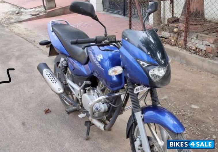 Blue Bajaj Pulsar 150 DTSi