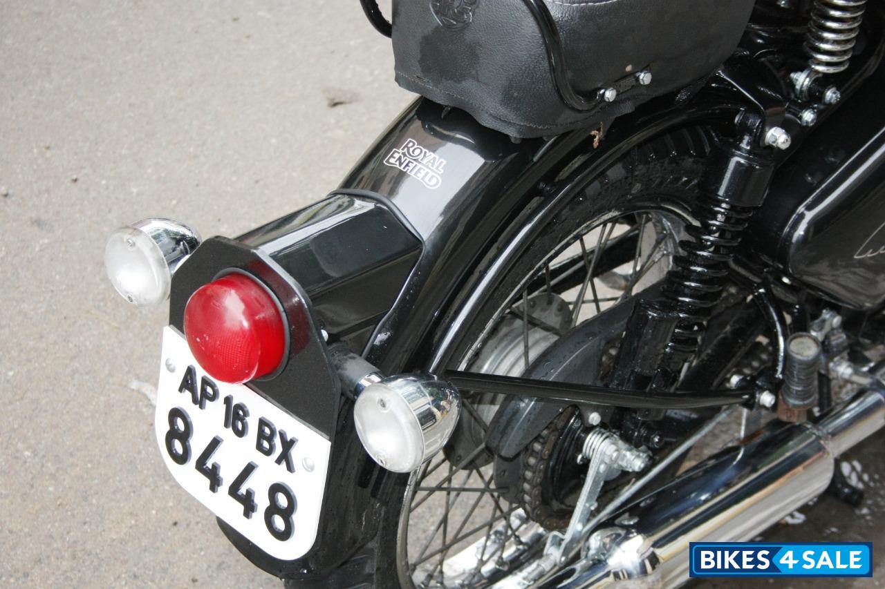 Black Royal Enfield Classic 350 Black Royal Enfield Classic 350