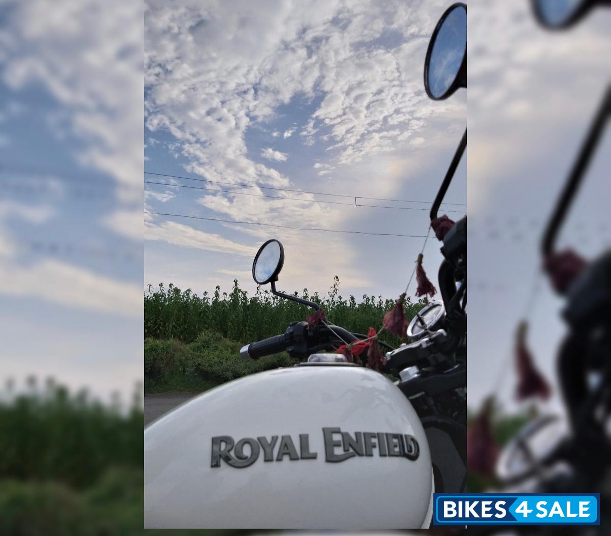 White Royal Enfield Thunderbird X 350