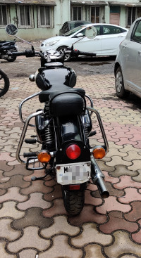 Black Royal Enfield Classic 350