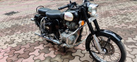 Black Royal Enfield Classic 350