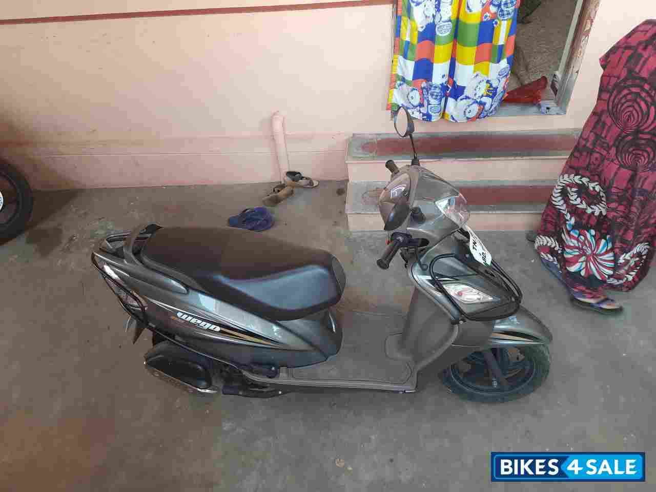 Metalic Grey TVS Wego
