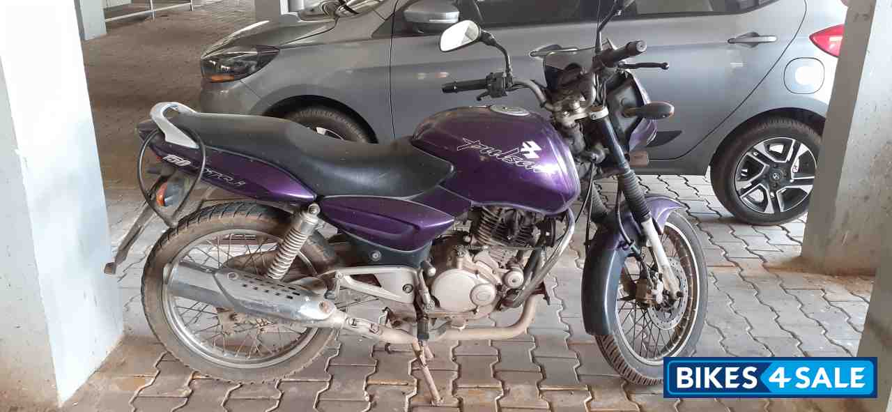 Purple Bajaj Pulsar 150 DTSi